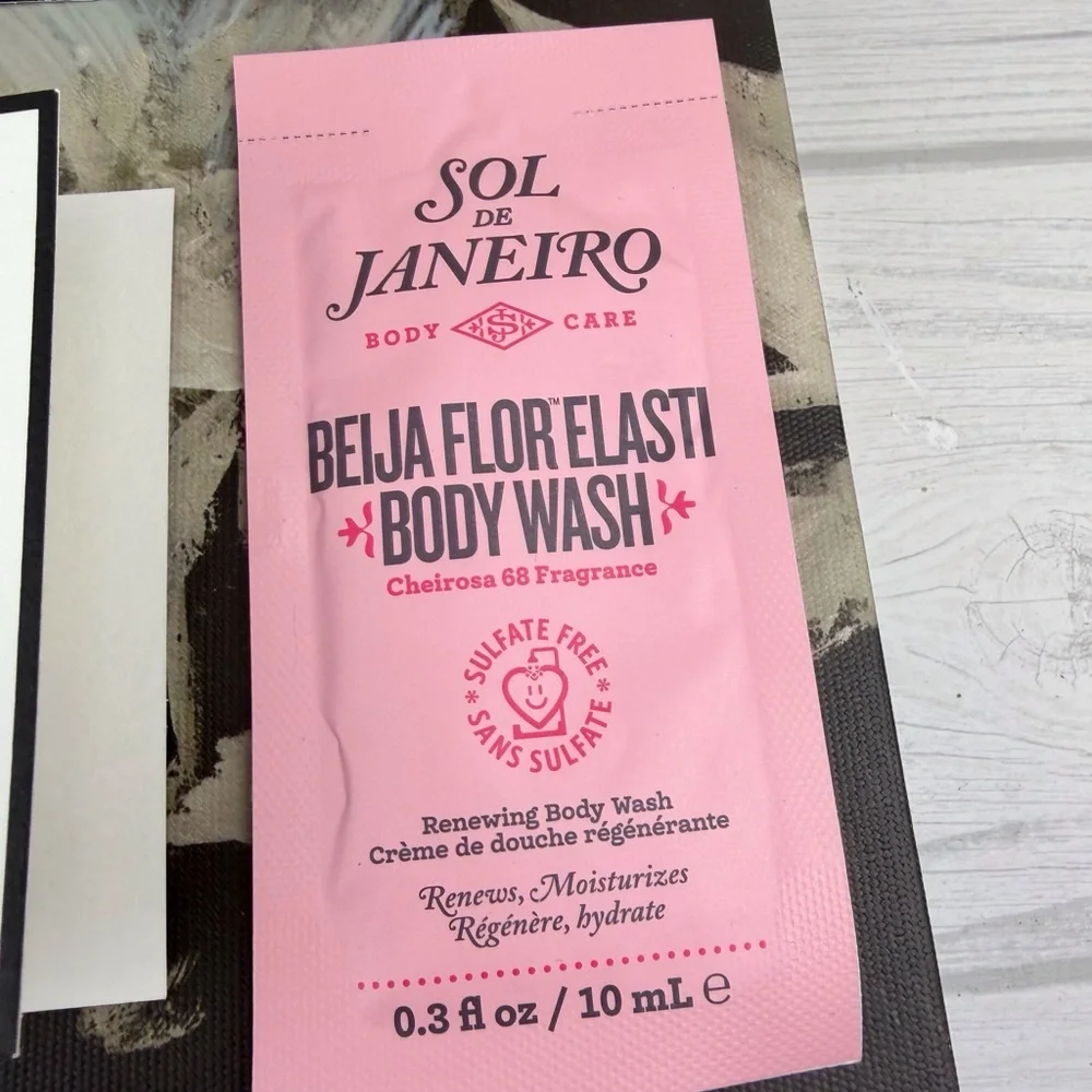 NIB Sephora Beauty Insider 13 Piece Beauty and Body Care Set.